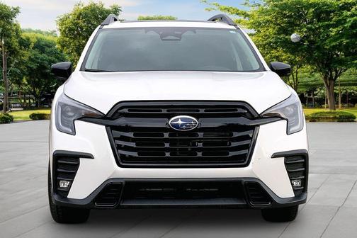 Crystal White Pearl 2024 Subaru Ascent Onyx Edition