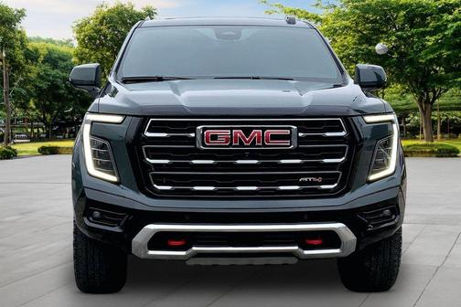 Midnight Pine 2025 GMC Yukon AT4