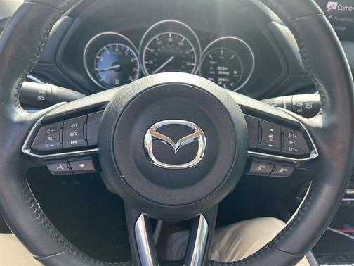 2023 Mazda CX-5 2.5 S Preferred Package