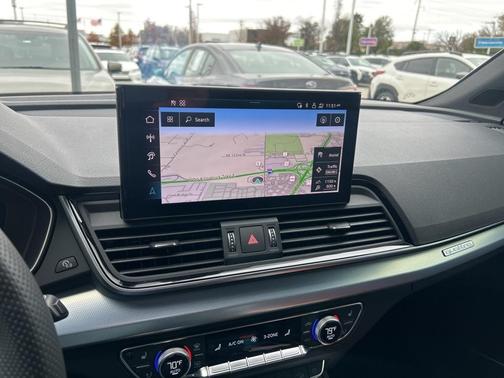 2025 Audi Q5 45 S line quattro Premium