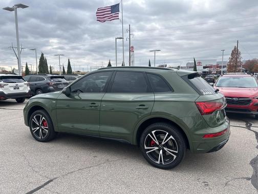 2025 Audi Q5 45 S line quattro Premium