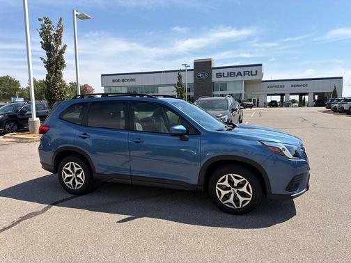 Horizon Blue Pearl 2024 Subaru Forester Premium