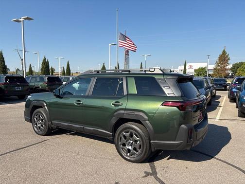 Deep Emerald Green 2026 Subaru Outback Premium