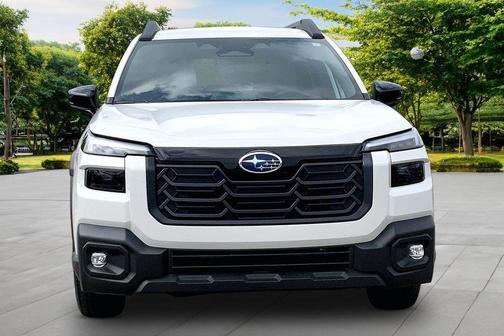 Crystal White Pearl 2026 Subaru Outback Premium