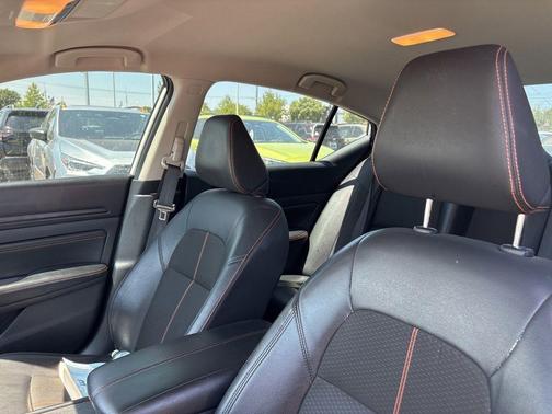 Glacier White 2019 Nissan Altima 2.5 SR