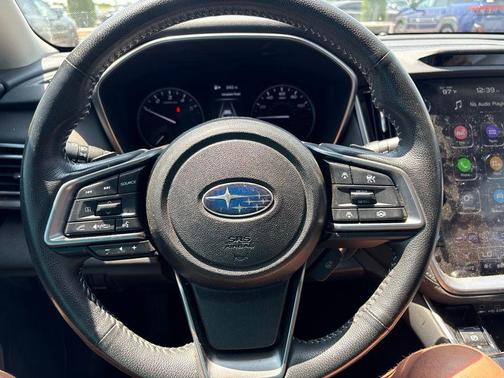 Crystal White Pearl 2024 Subaru Outback Limited