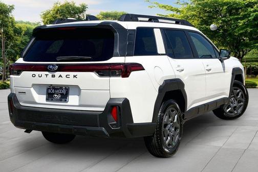 Crystal White Pearl 2026 Subaru Outback Premium