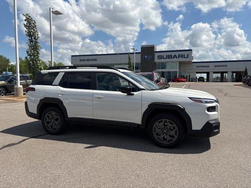 Crystal White Pearl 2026 Subaru Outback Premium