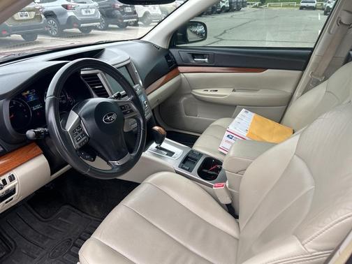 2013 Subaru Outback 3.6R Limited
