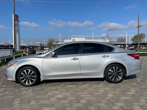2016 Nissan Altima 2.5 SV