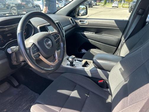 2015 Jeep Grand Cherokee Laredo