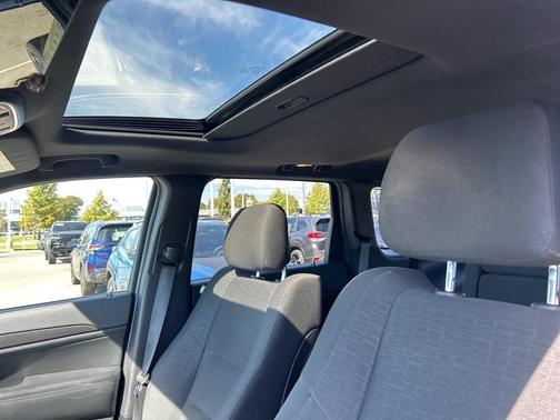 2015 Jeep Grand Cherokee Laredo