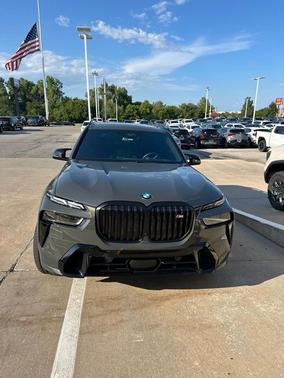 Dravit Gray Metallic 2024 BMW X7 M60i