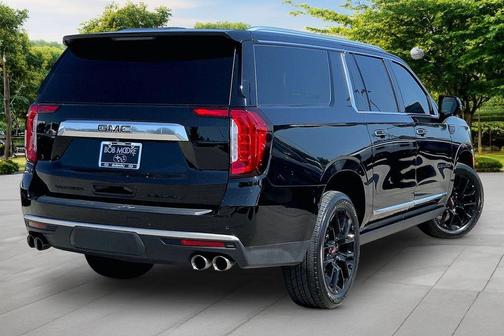 Onyx Black 2022 GMC Yukon XL Denali