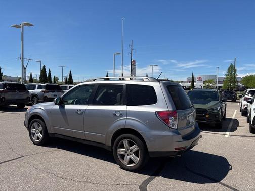 2010 Subaru Forester 2.5X Limited