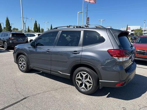 2021 Subaru Forester Premium