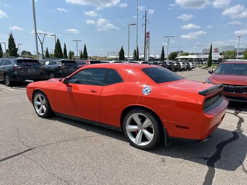 2009 Dodge Challenger SRT8