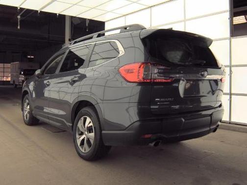 Magnetite Gray Metallic 2023 Subaru Ascent Premium 7-Passenger