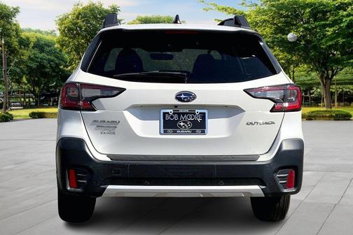 Crystal White Pearl 2020 Subaru Outback Limited