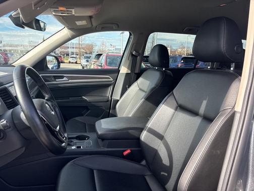 2019 Volkswagen Atlas 3.6L SE w/Technology