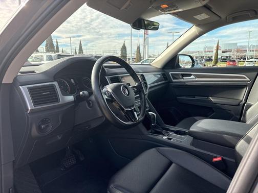 2019 Volkswagen Atlas 3.6L SE w/Technology