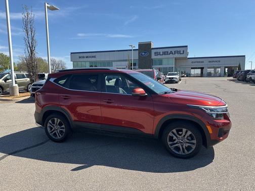 Mars Orange 2021 Kia Seltos S