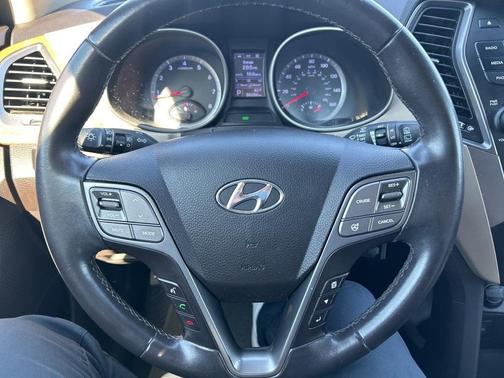 2014 Hyundai SANTA FE GLS