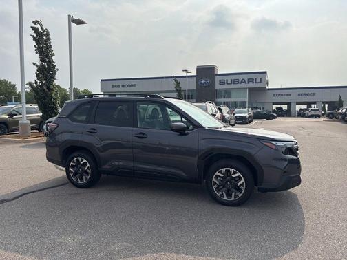 Magnetite Gray Metallic 2026 Subaru Forester Premium