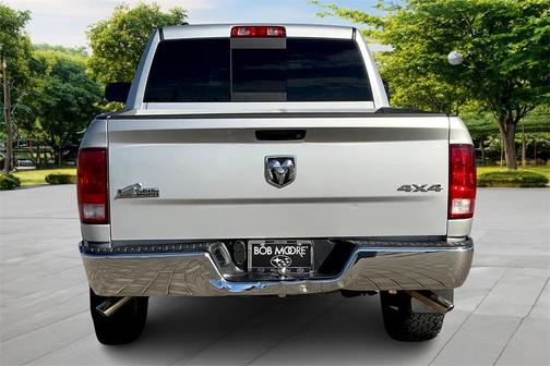 2018 RAM 1500 SLT