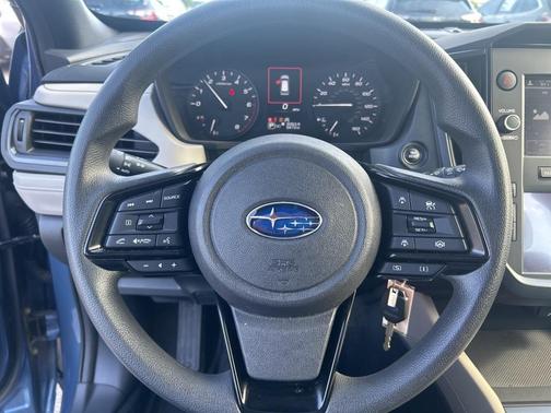 2025 Subaru Forester Base