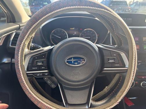 Ice Silver Metallic 2018 Subaru Crosstrek 2.0i Limited