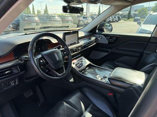 Silver Radiance Metallic 2022 Lincoln Aviator Reserve AWD