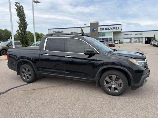 Crystal Black Pearl 2020 Honda Ridgeline RTL-E