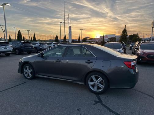 2014 Toyota Camry SE