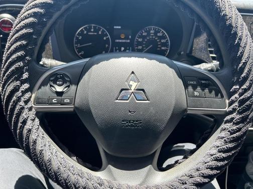 2018 Mitsubishi Outlander ES