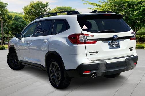 White 2026 Subaru Ascent Onyx Edition Touring
