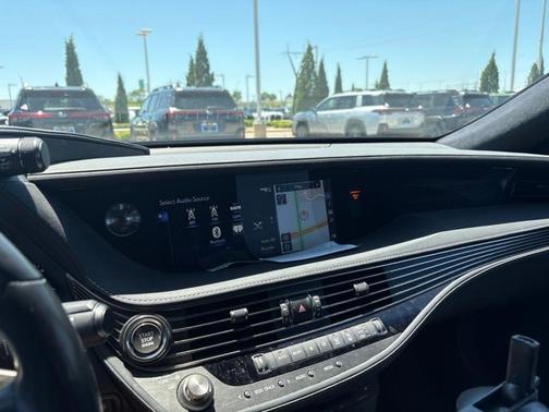 Obsidian Black 2018 Lexus LS 500 Base