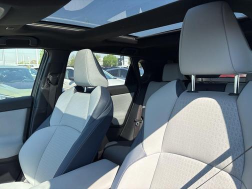 Cosmic White Pearl, Two Tone 2024 Subaru Solterra Touring