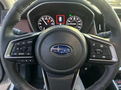 2025 Subaru Outback Touring