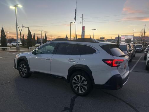 2025 Subaru Outback Touring