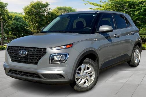 2022 Hyundai VENUE SE