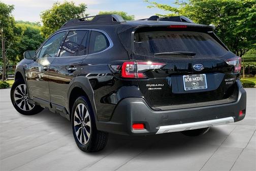 2025 Subaru Outback Touring