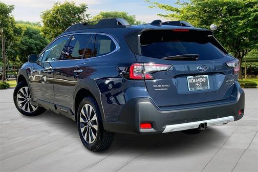 2023 Subaru Outback Touring XT