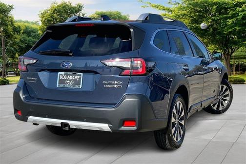 2023 Subaru Outback Touring XT