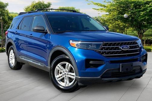 Atlas Blue Metallic 2021 Ford Explorer XLT