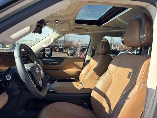 2025 INFINITI QX80 SENSORY