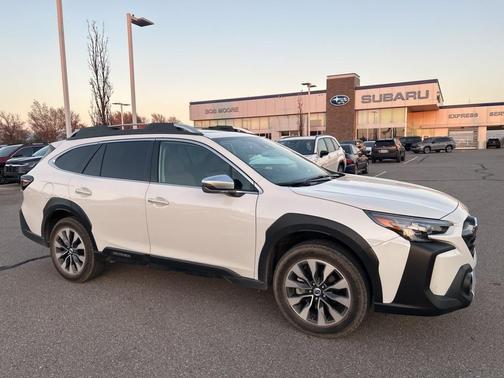 2025 Subaru Outback Touring