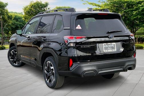 Crystal Black Silica 2026 Subaru Forester Limited