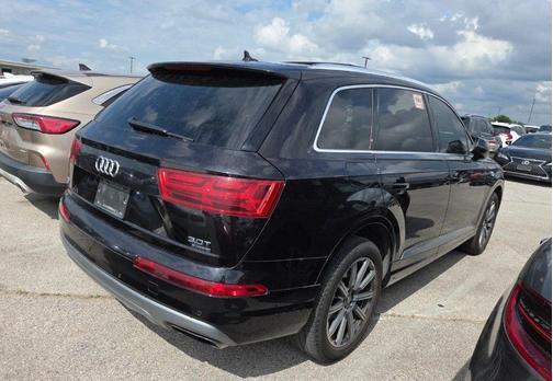 Orca Black Metallic 2018 Audi Q7 3.0T Premium Plus