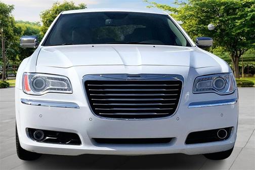 2013 Chrysler 300C Base
